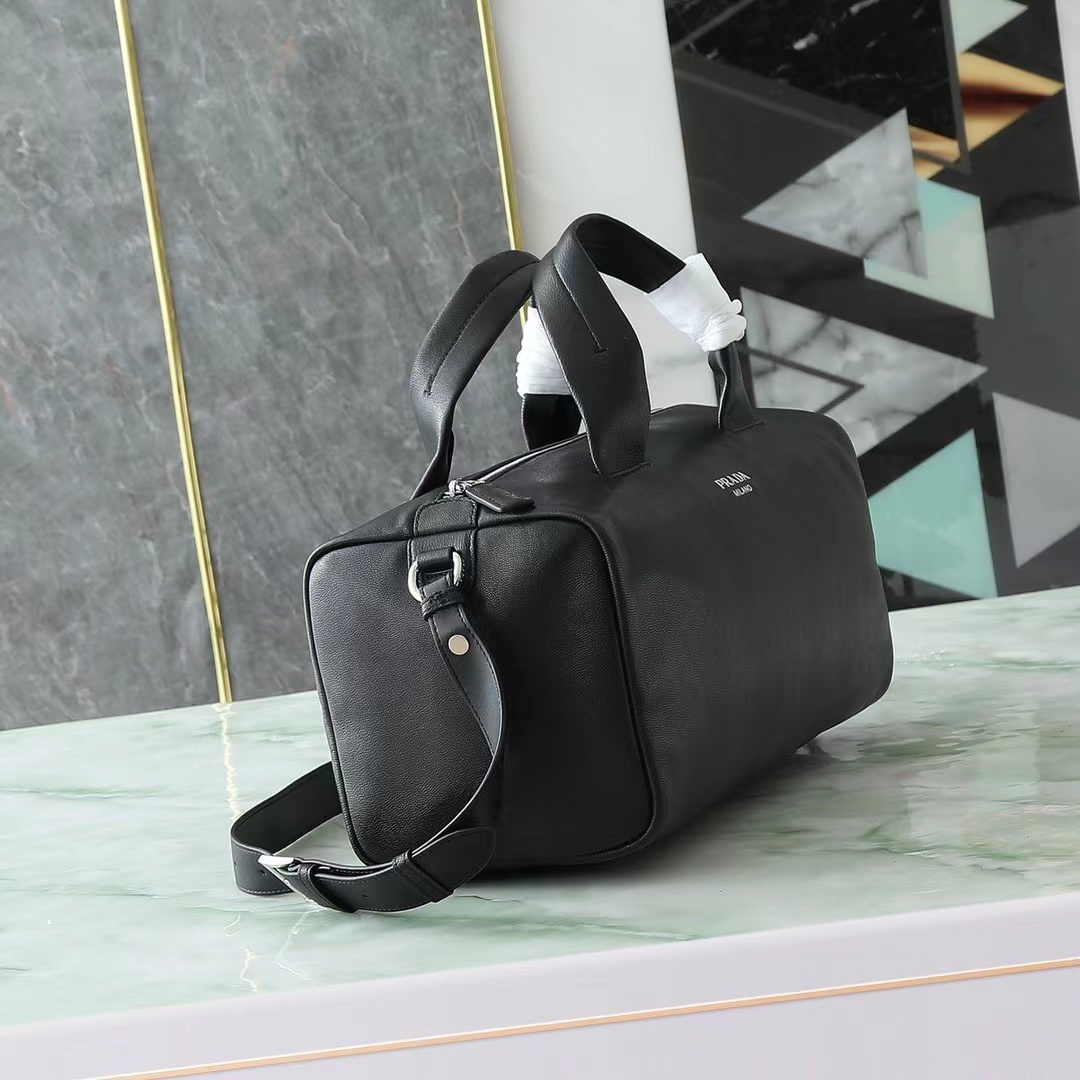 Prada プラダ バッグ
