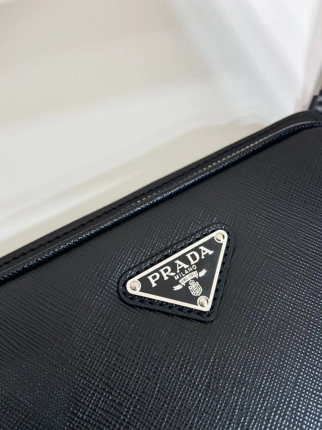 Prada プラダ バッグ