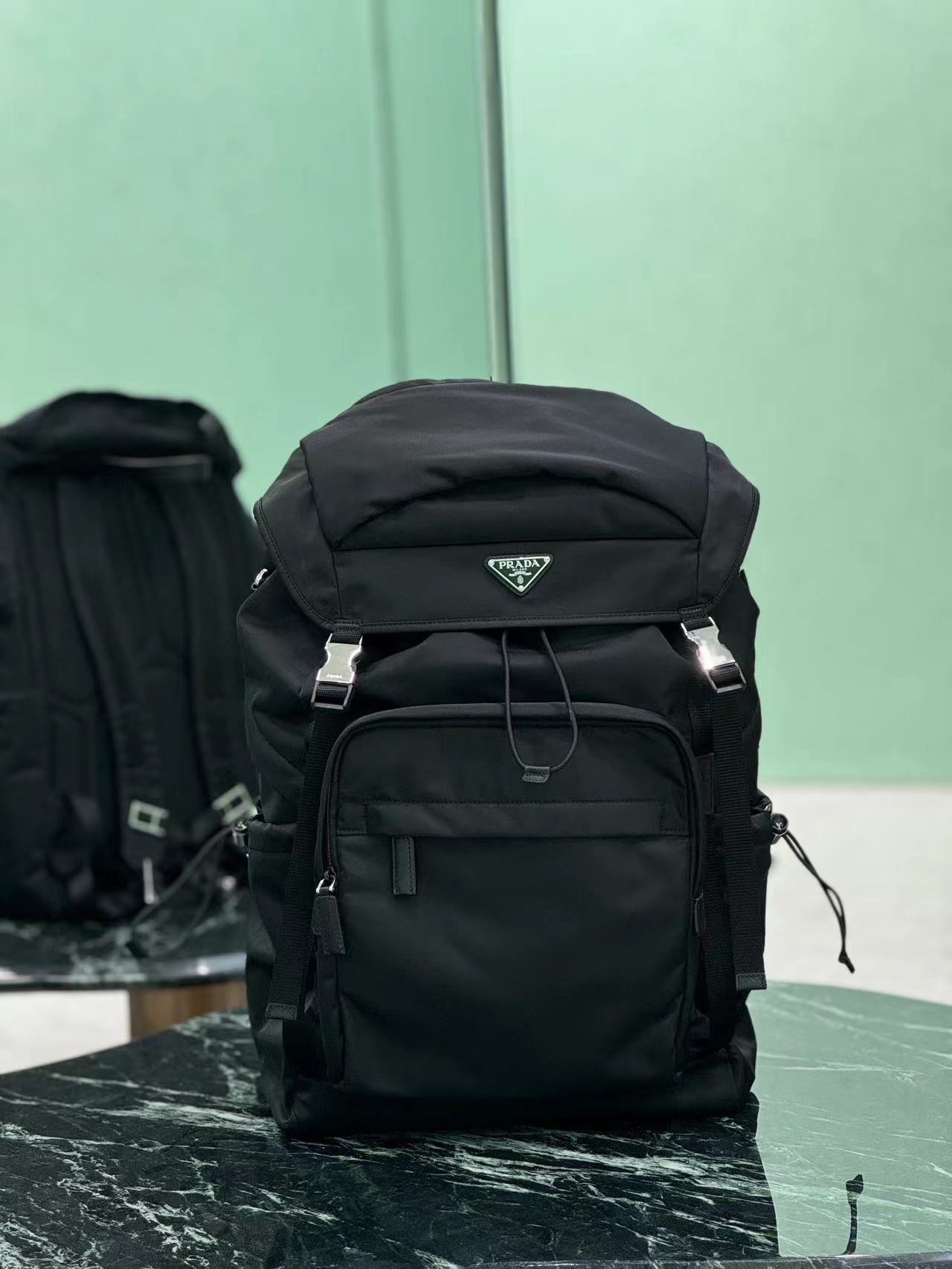 Prada プラダ バッグ