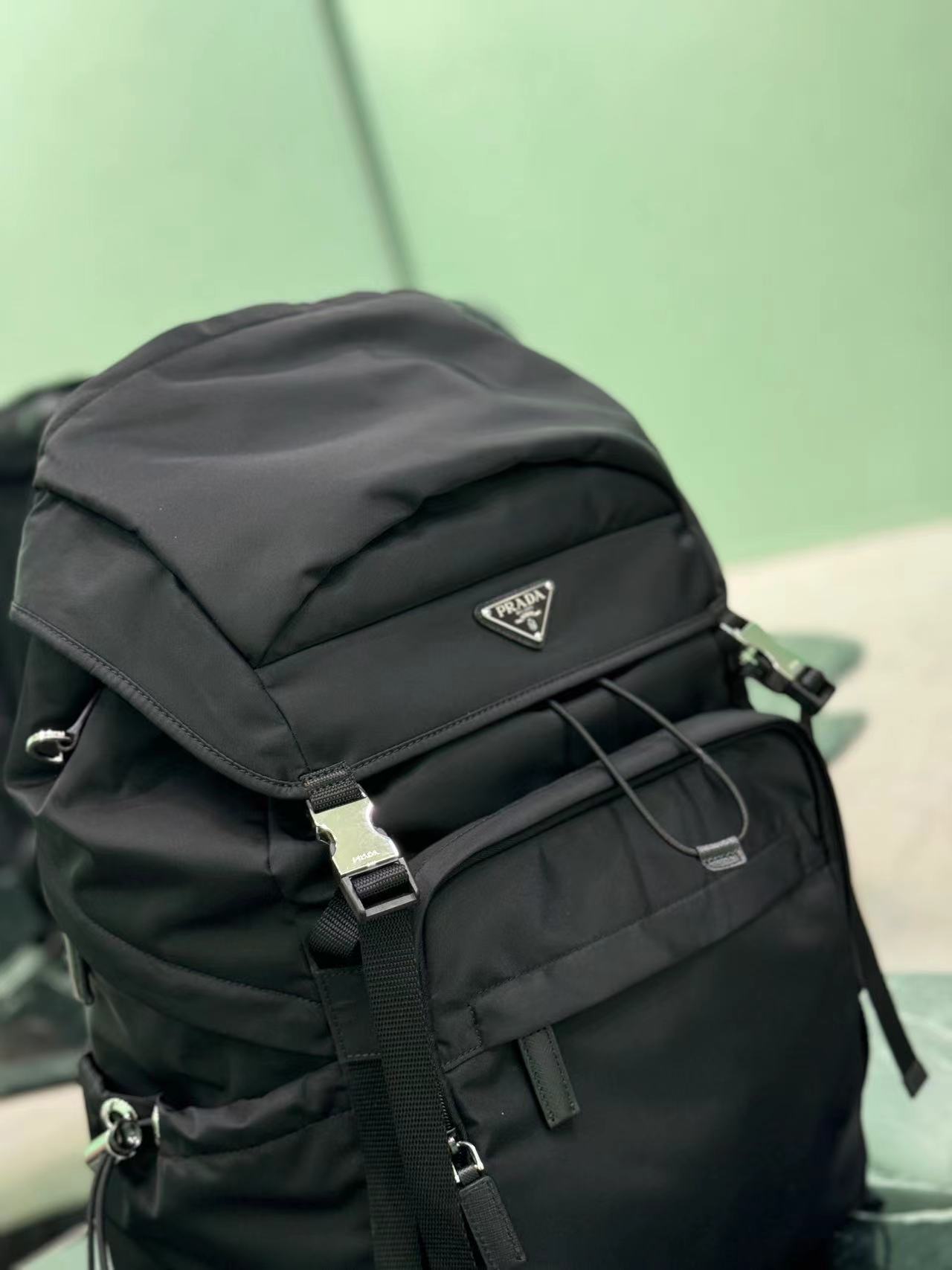 Prada プラダ バッグ