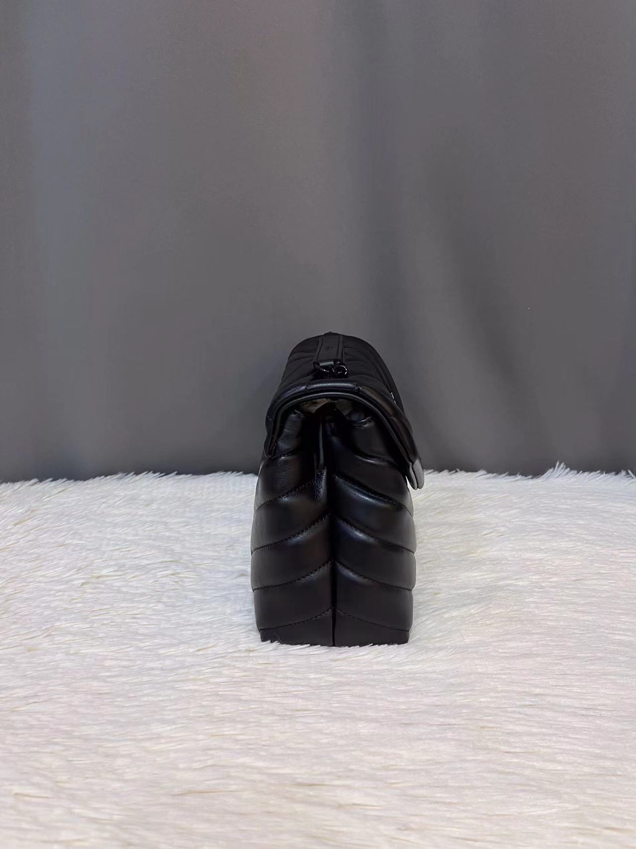 Saint Laurent サンローラン バッグ