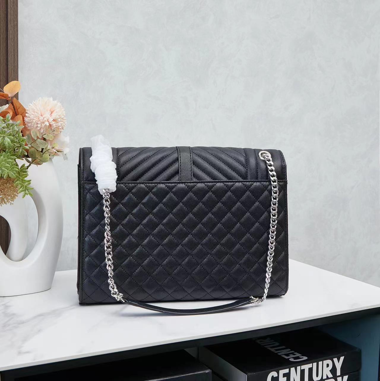 Saint Laurent サンローラン バッグ