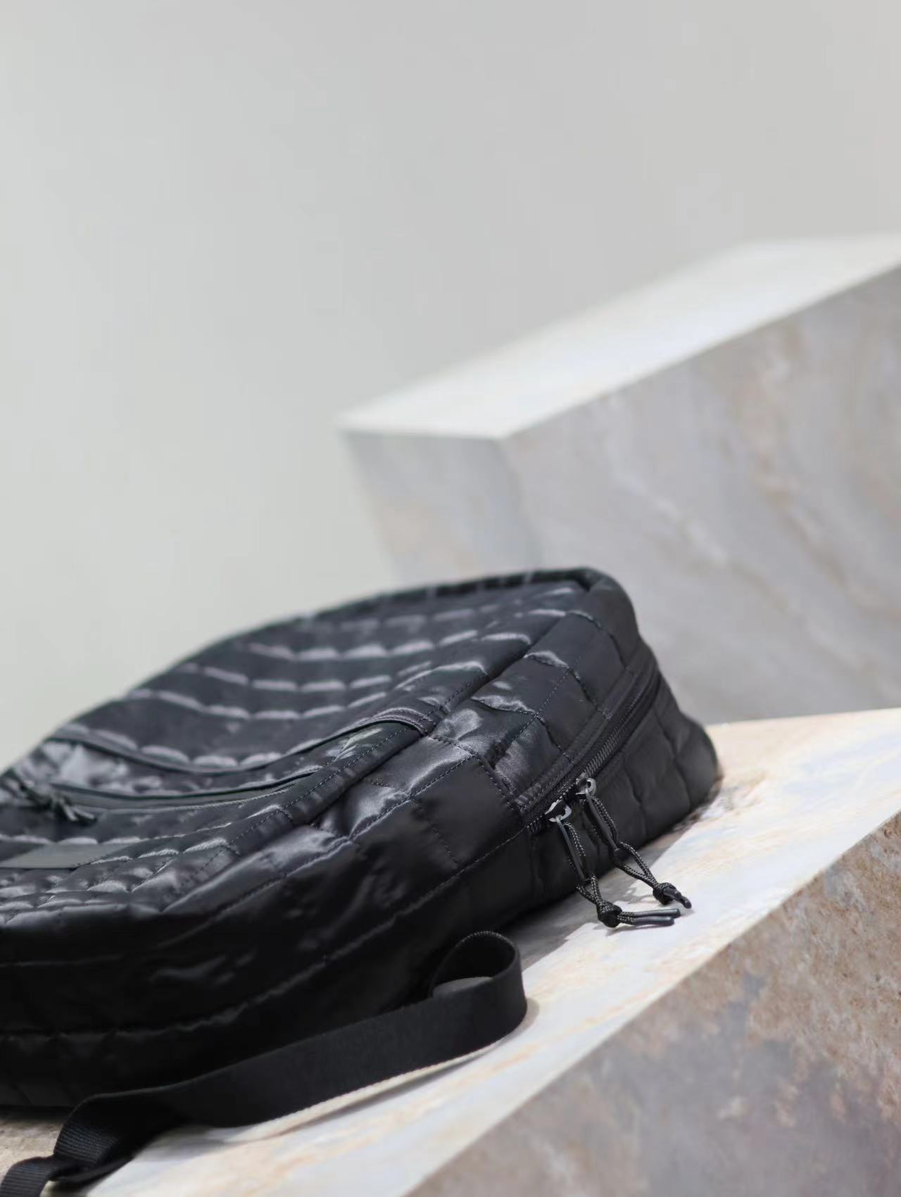 Saint Laurent サンローラン バッグ