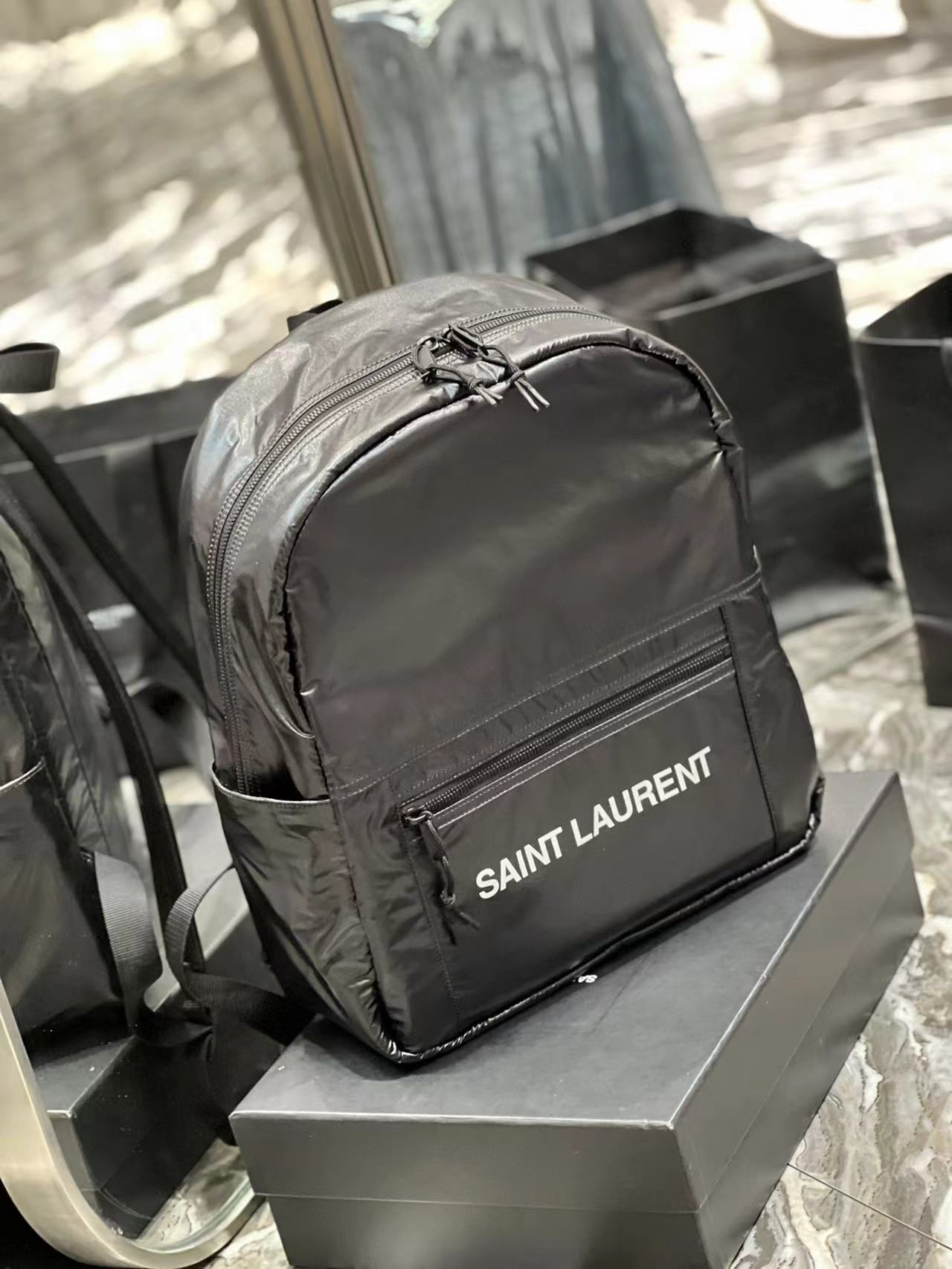 Saint Laurent サンローラン バッグ