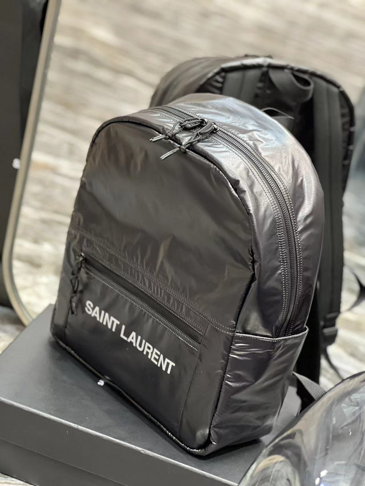 Saint Laurent サンローラン バッグ