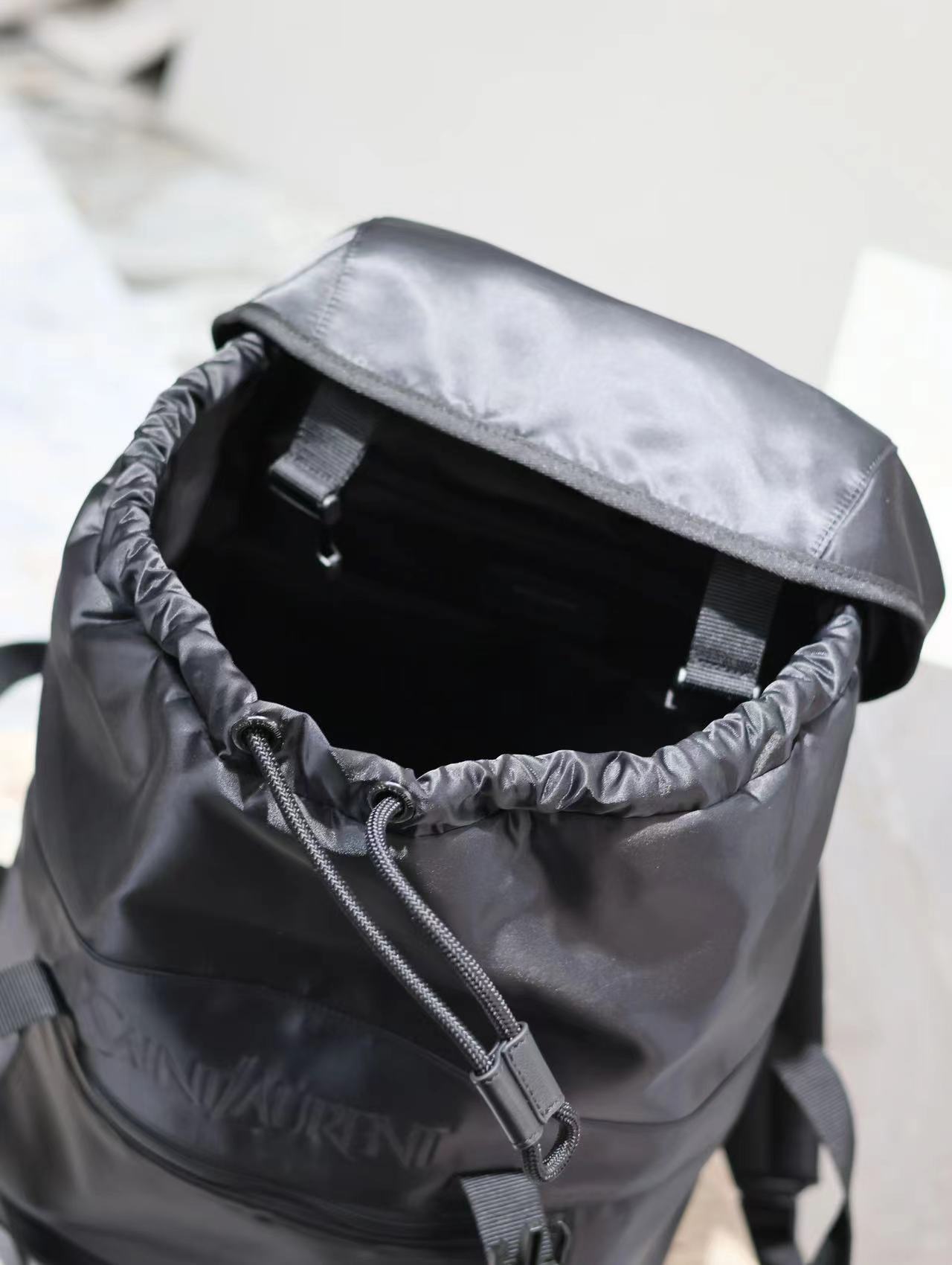 Saint Laurent サンローラン バッグ