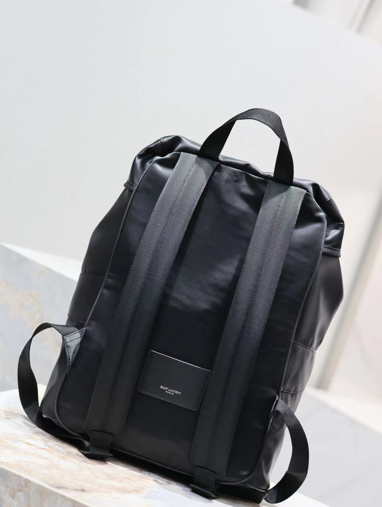 Saint Laurent サンローラン バッグ