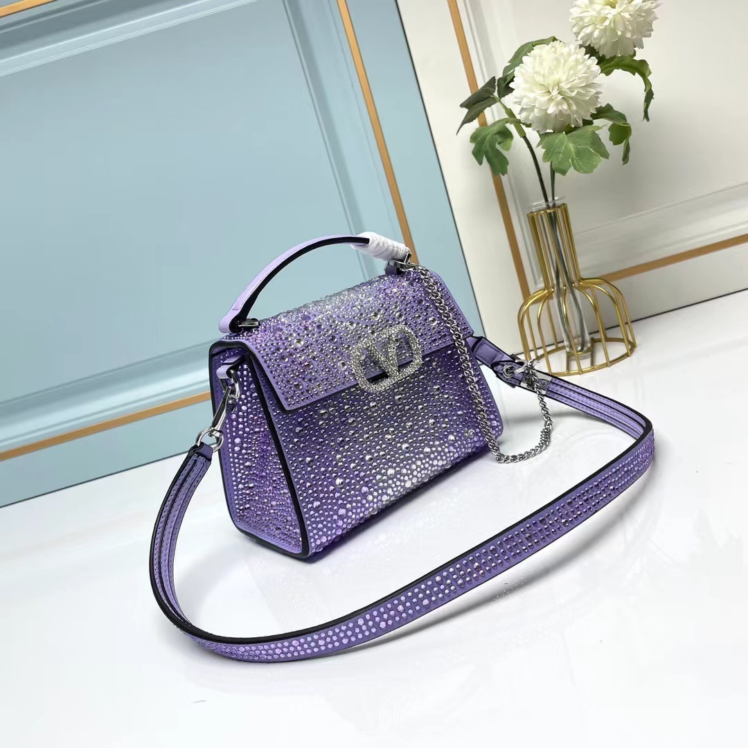 Valentino ヴァレンティノ  バッグ