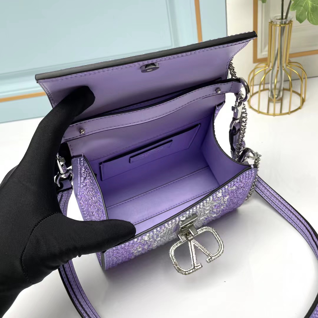 Valentino ヴァレンティノ  バッグ