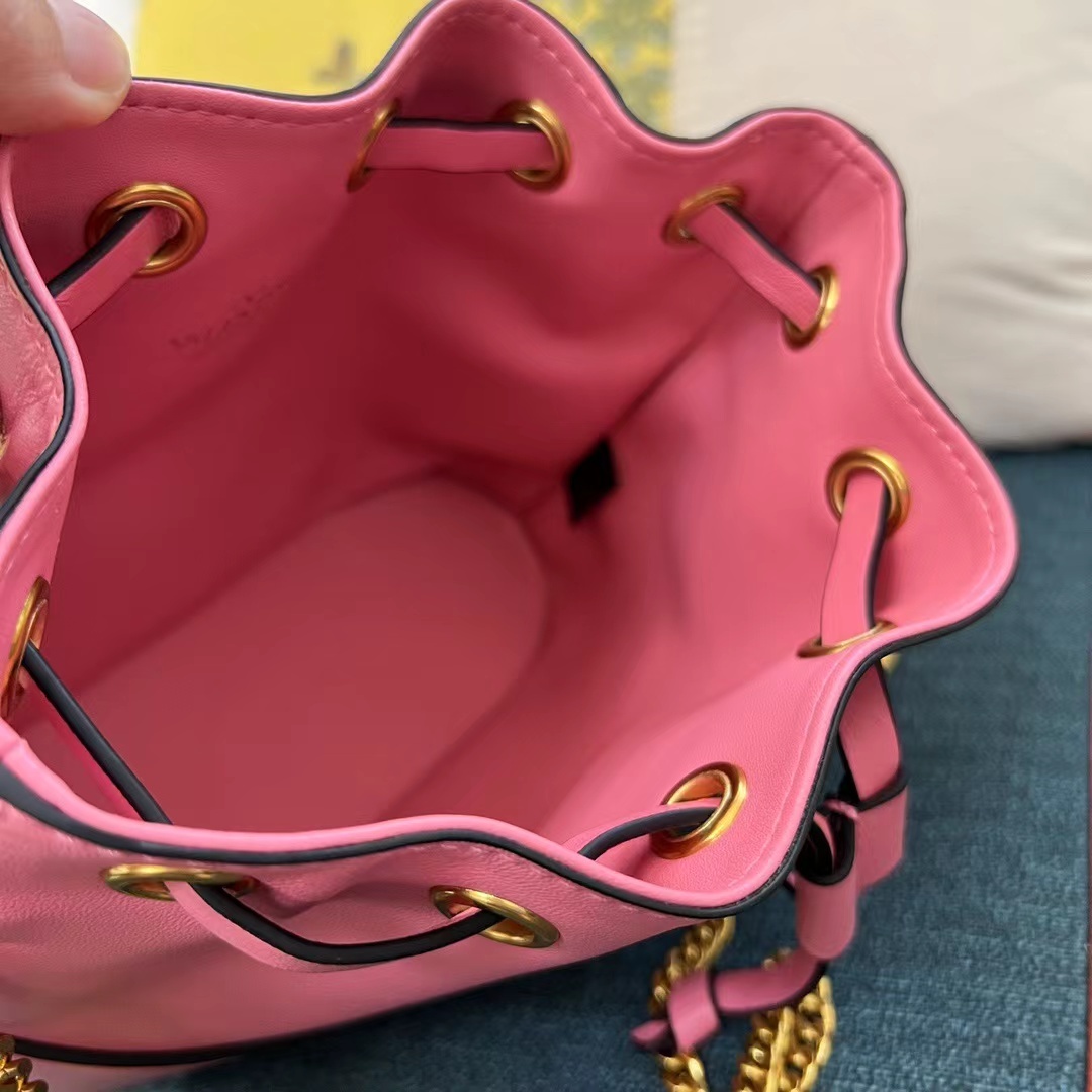 Valentino ヴァレンティノ  バッグ