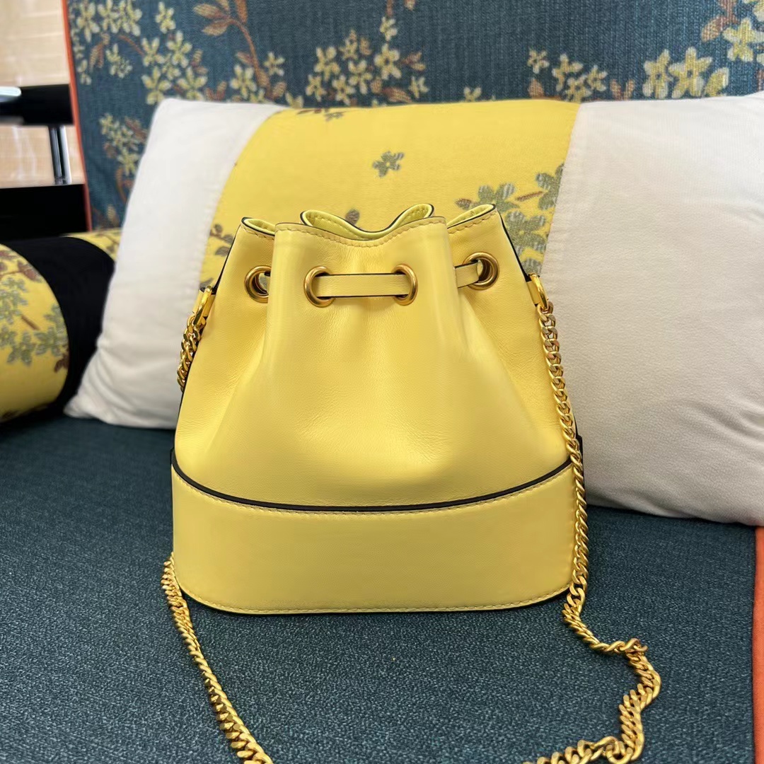 Valentino ヴァレンティノ  バッグ