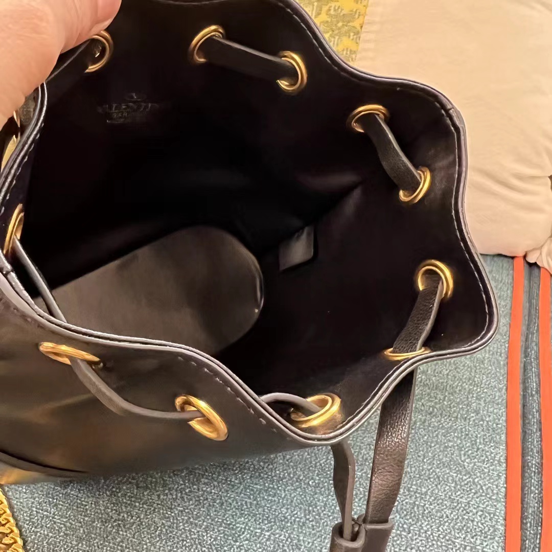 Valentino ヴァレンティノ  バッグ