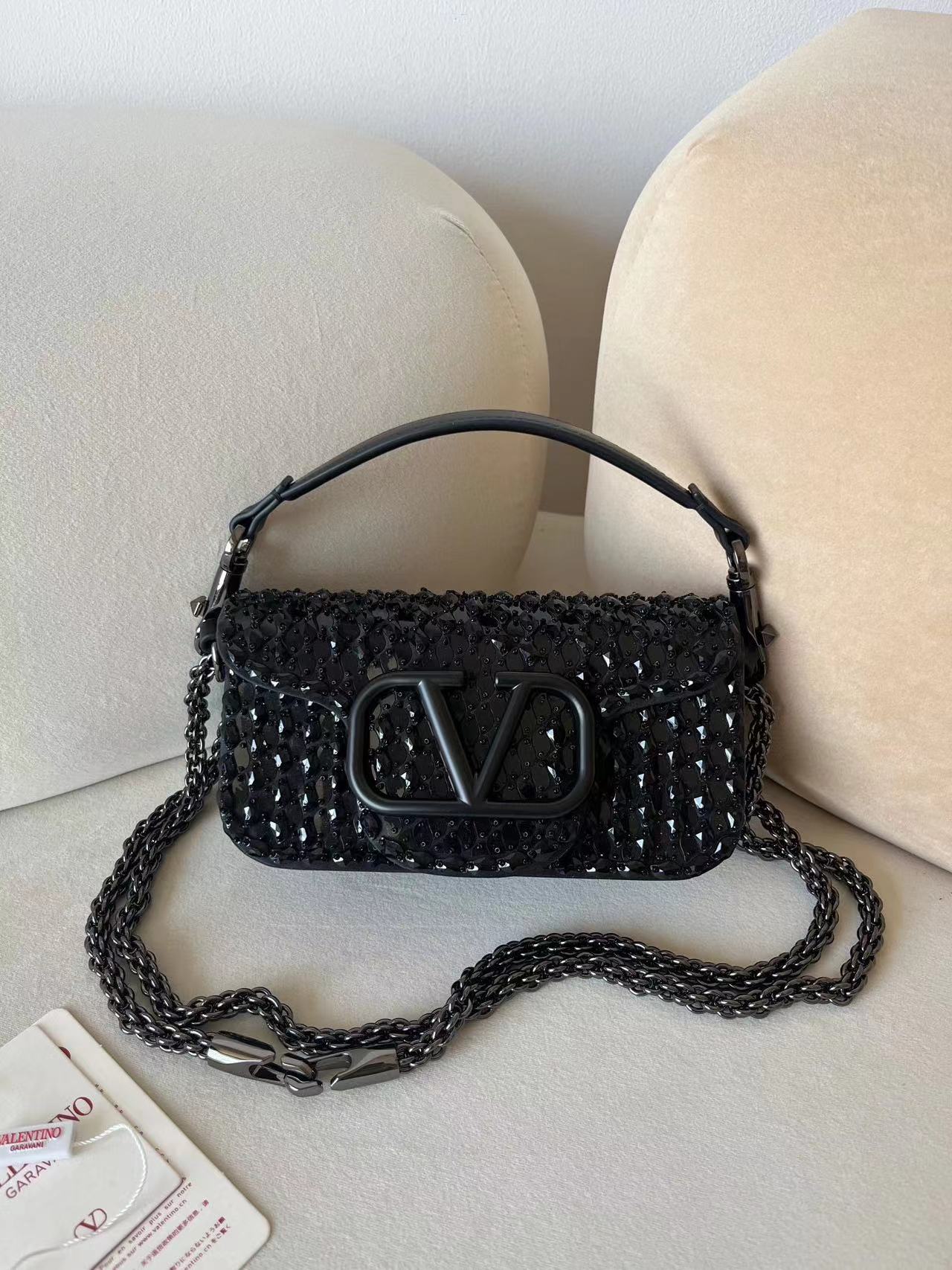 Valentino ヴァレンティノ  バッグ