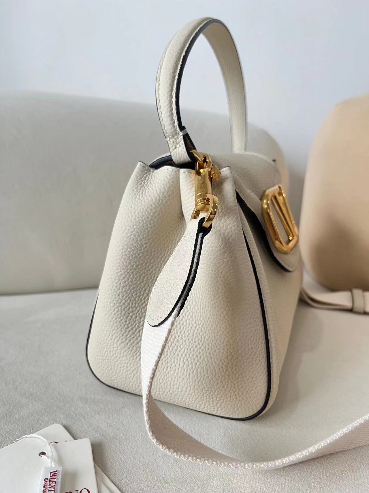 Valentino ヴァレンティノ  バッグ