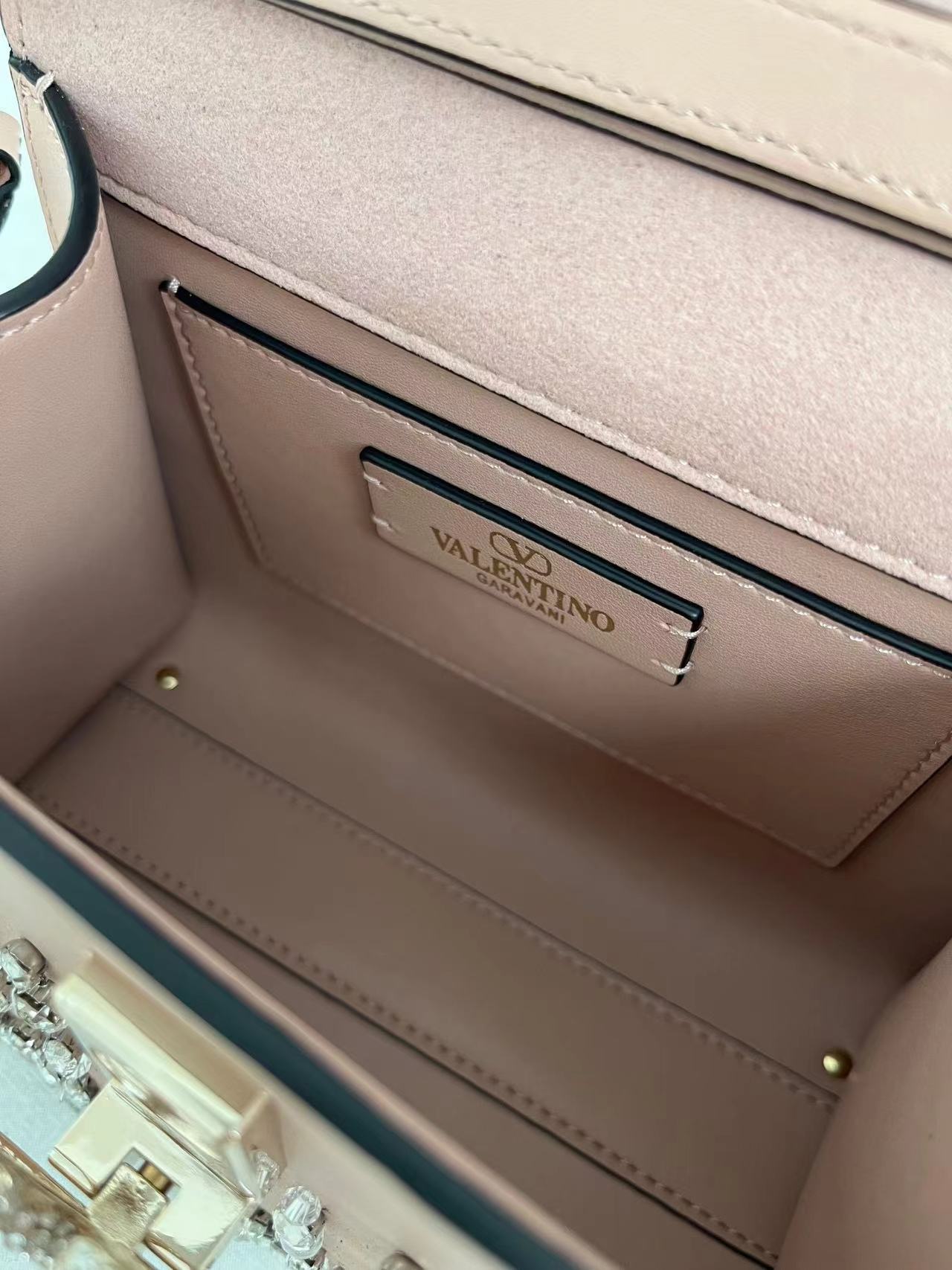 Valentino ヴァレンティノ  バッグ