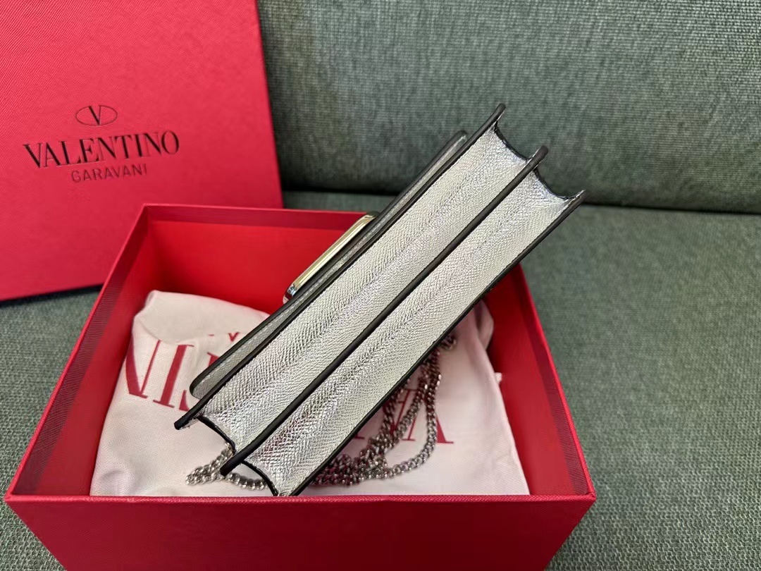 Valentino ヴァレンティノ  バッグ