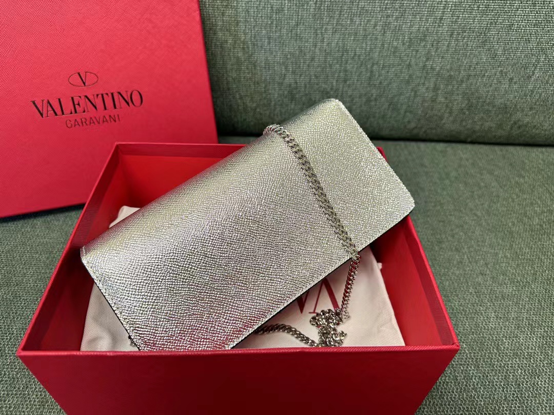 Valentino ヴァレンティノ  バッグ