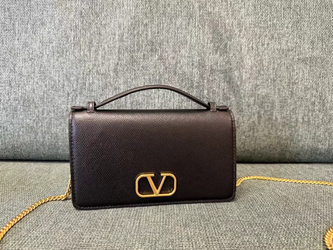 Valentino ヴァレンティノ  バッグ
