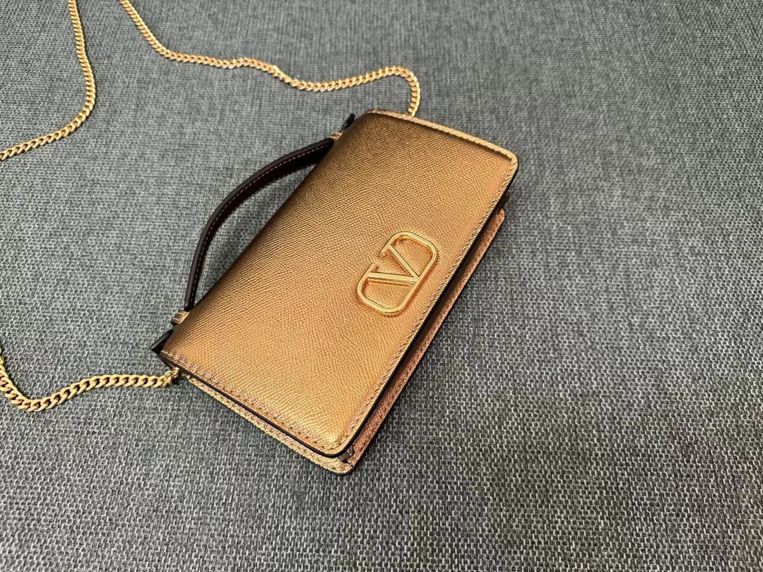 Valentino ヴァレンティノ  バッグ