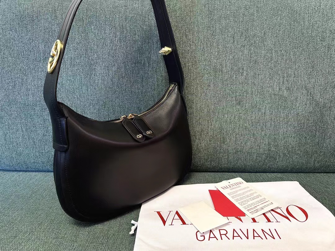 Valentino ヴァレンティノ  バッグ