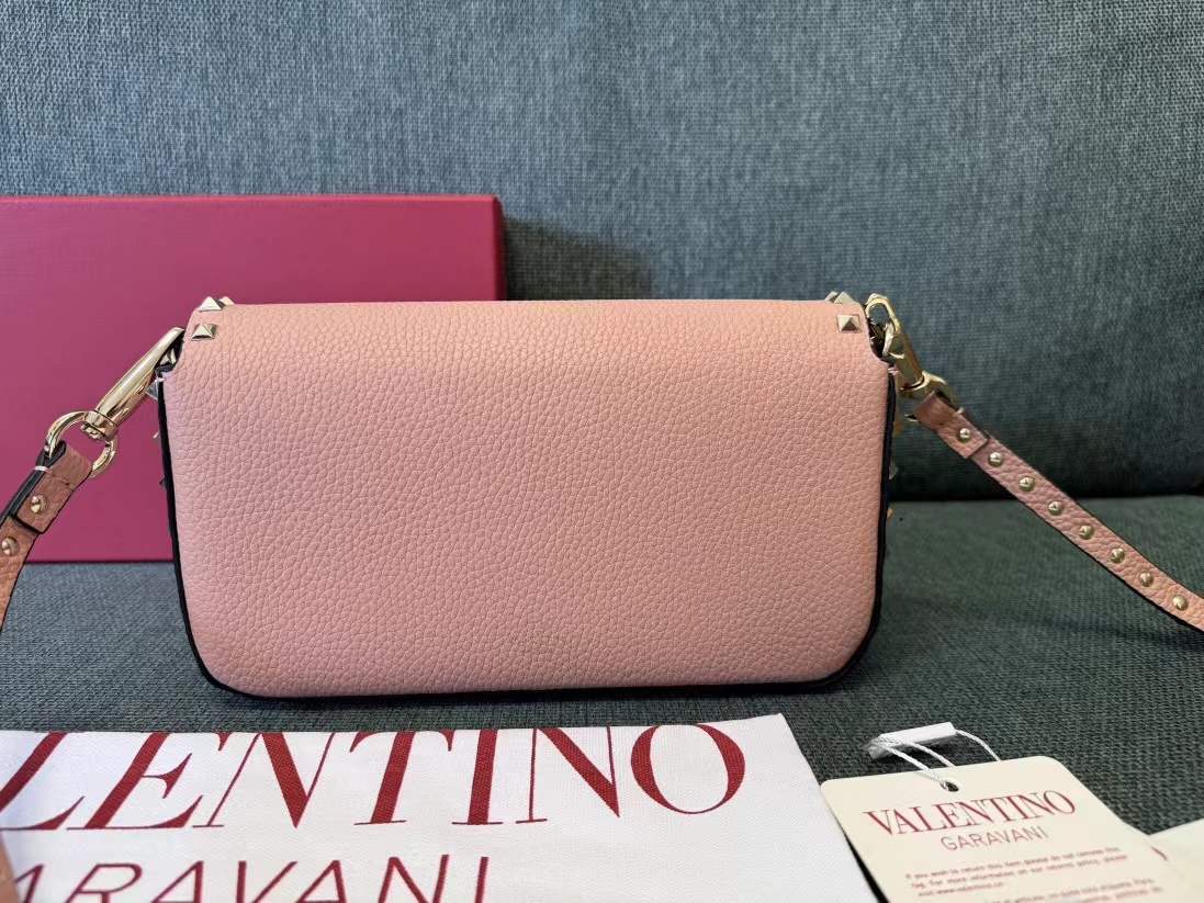 Valentino ヴァレンティノ  バッグ