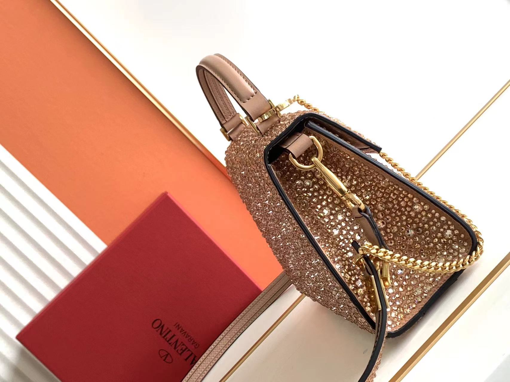 Valentino ヴァレンティノ  バッグ
