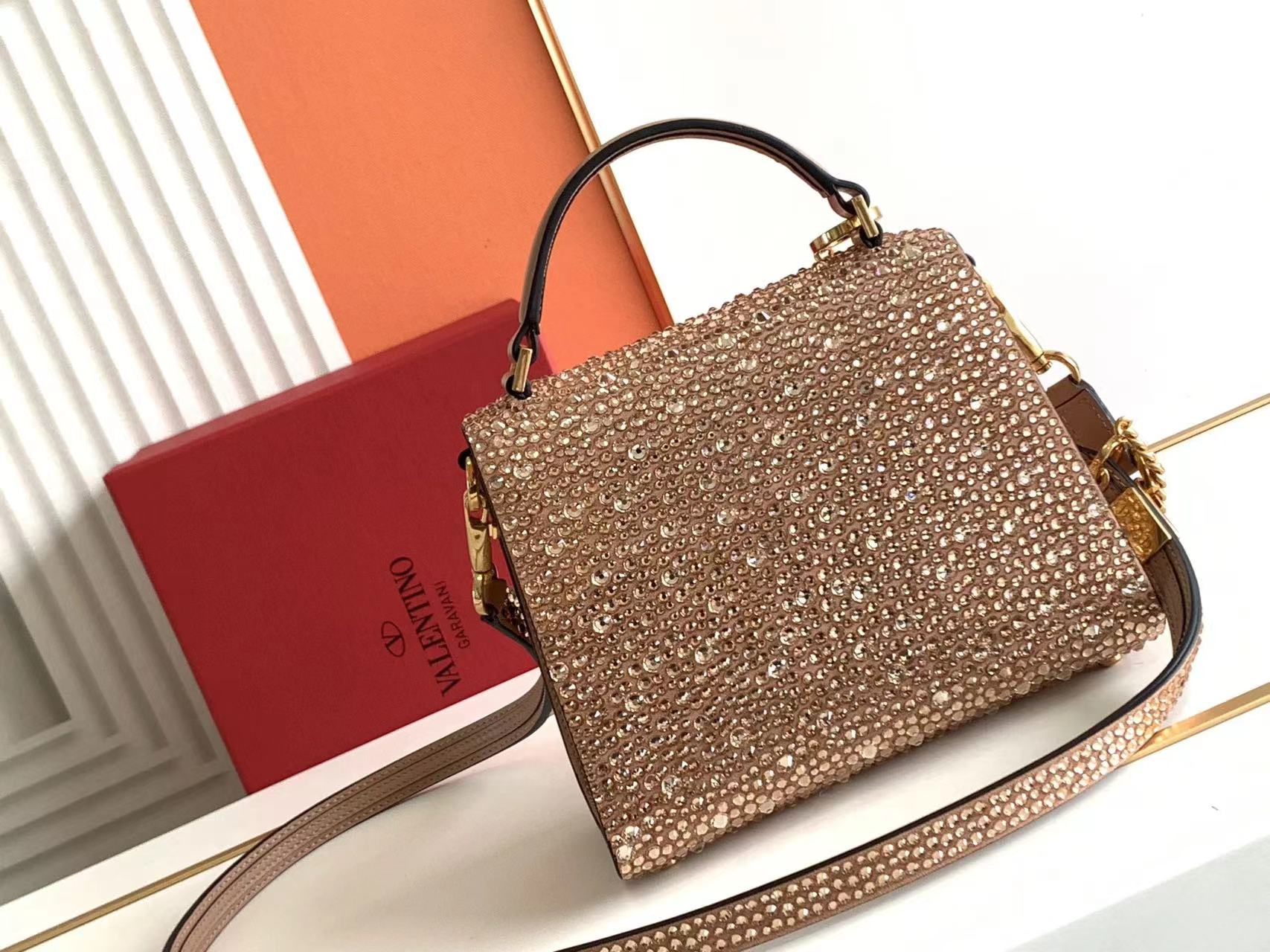 Valentino ヴァレンティノ  バッグ