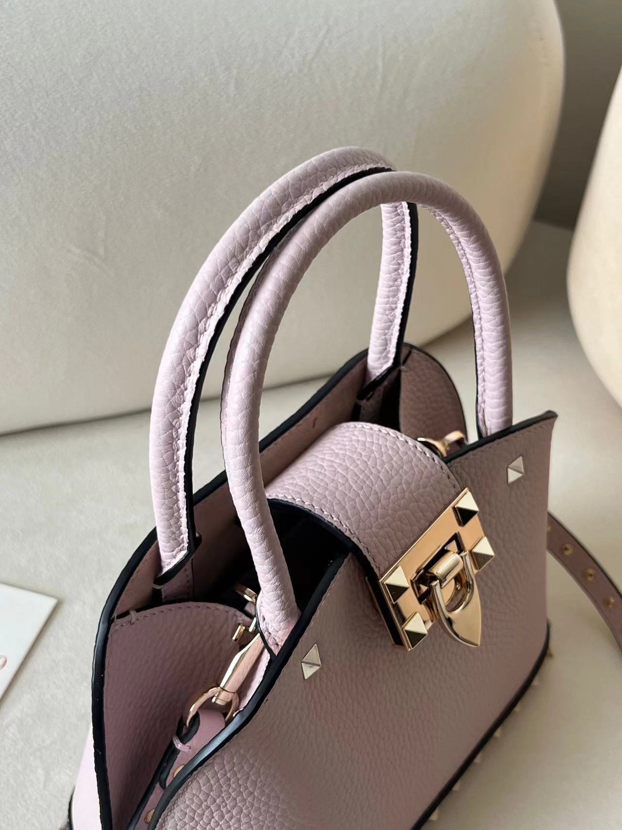 Valentino ヴァレンティノ  バッグ