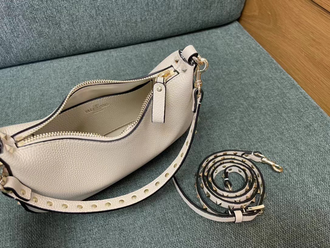 Valentino ヴァレンティノ  バッグ