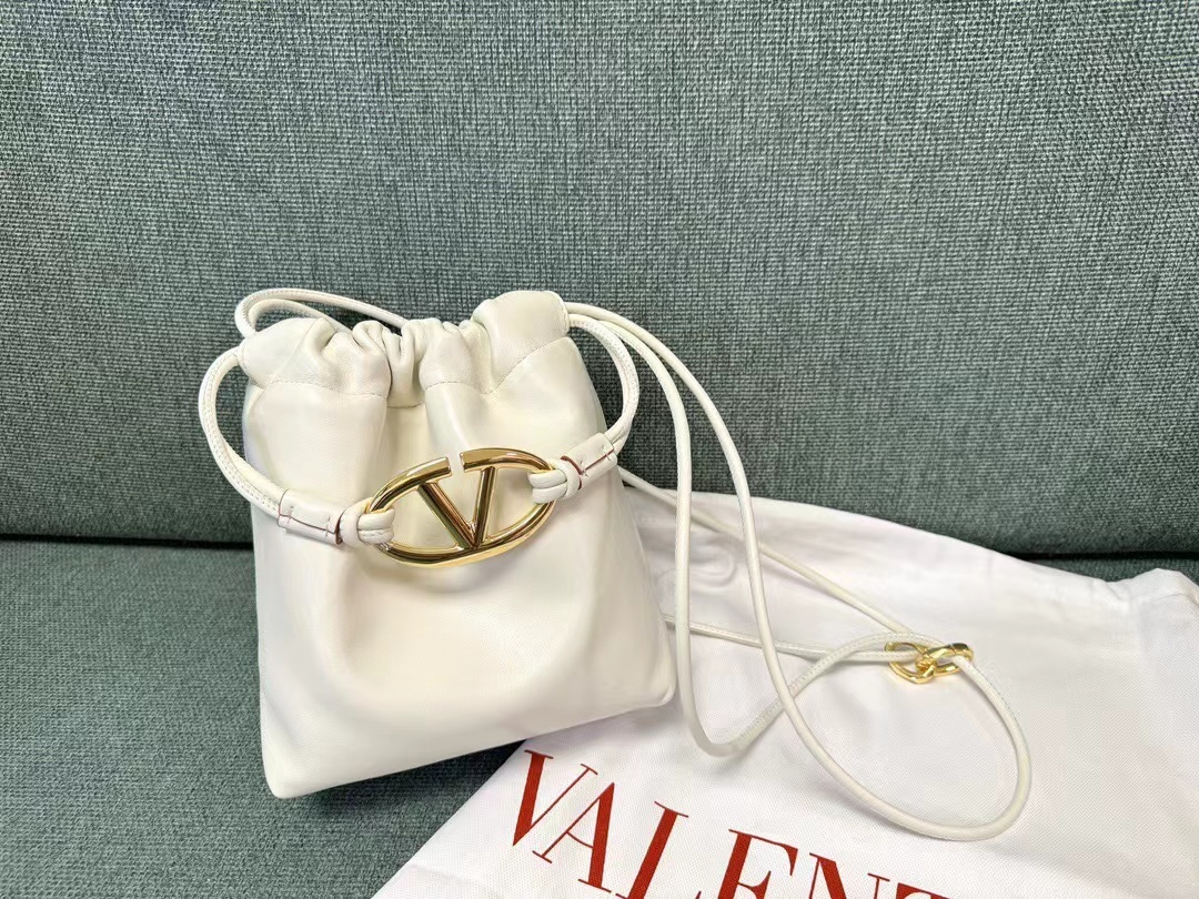 Valentino ヴァレンティノ  バッグ
