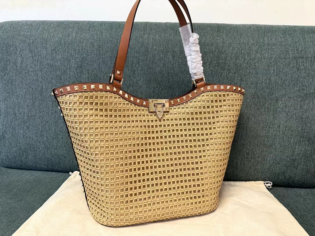 Valentino ヴァレンティノ  バッグ