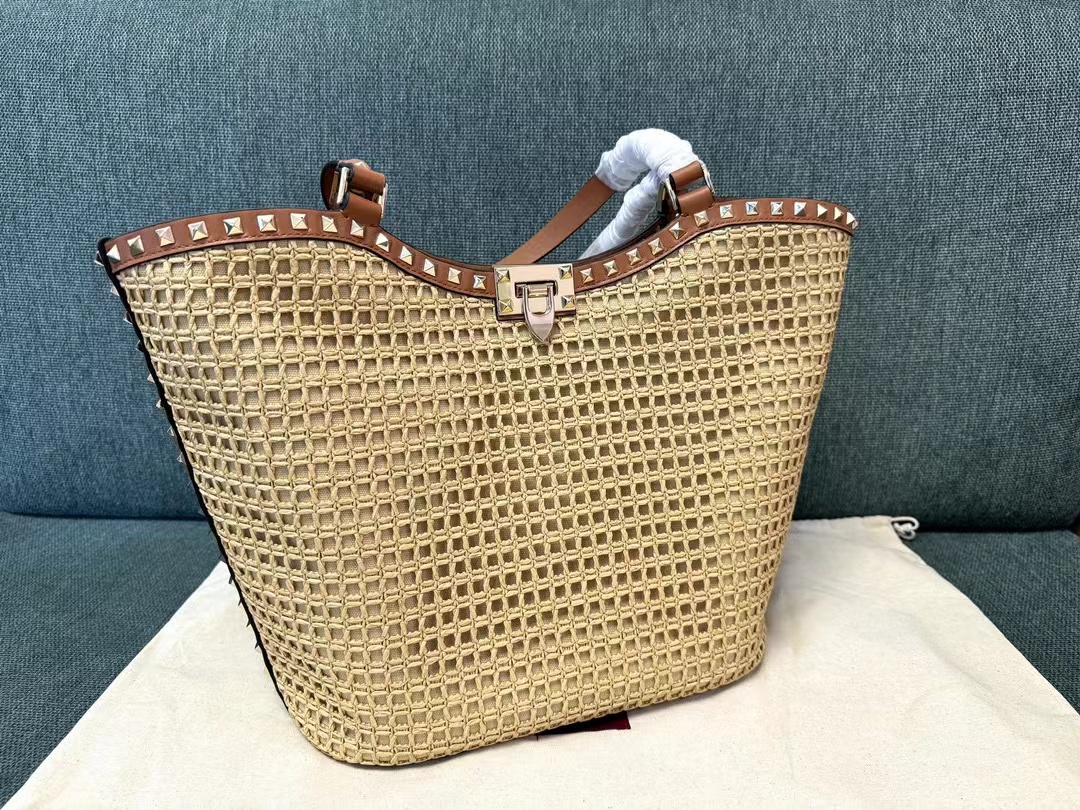 Valentino ヴァレンティノ  バッグ