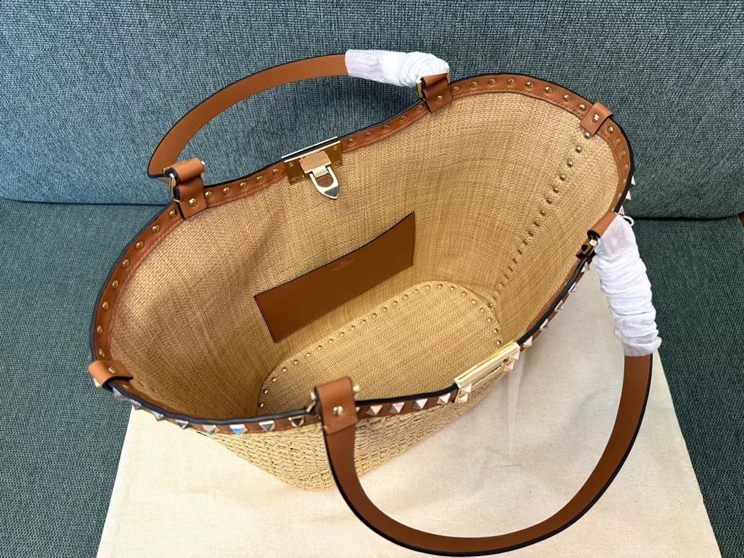 Valentino ヴァレンティノ  バッグ