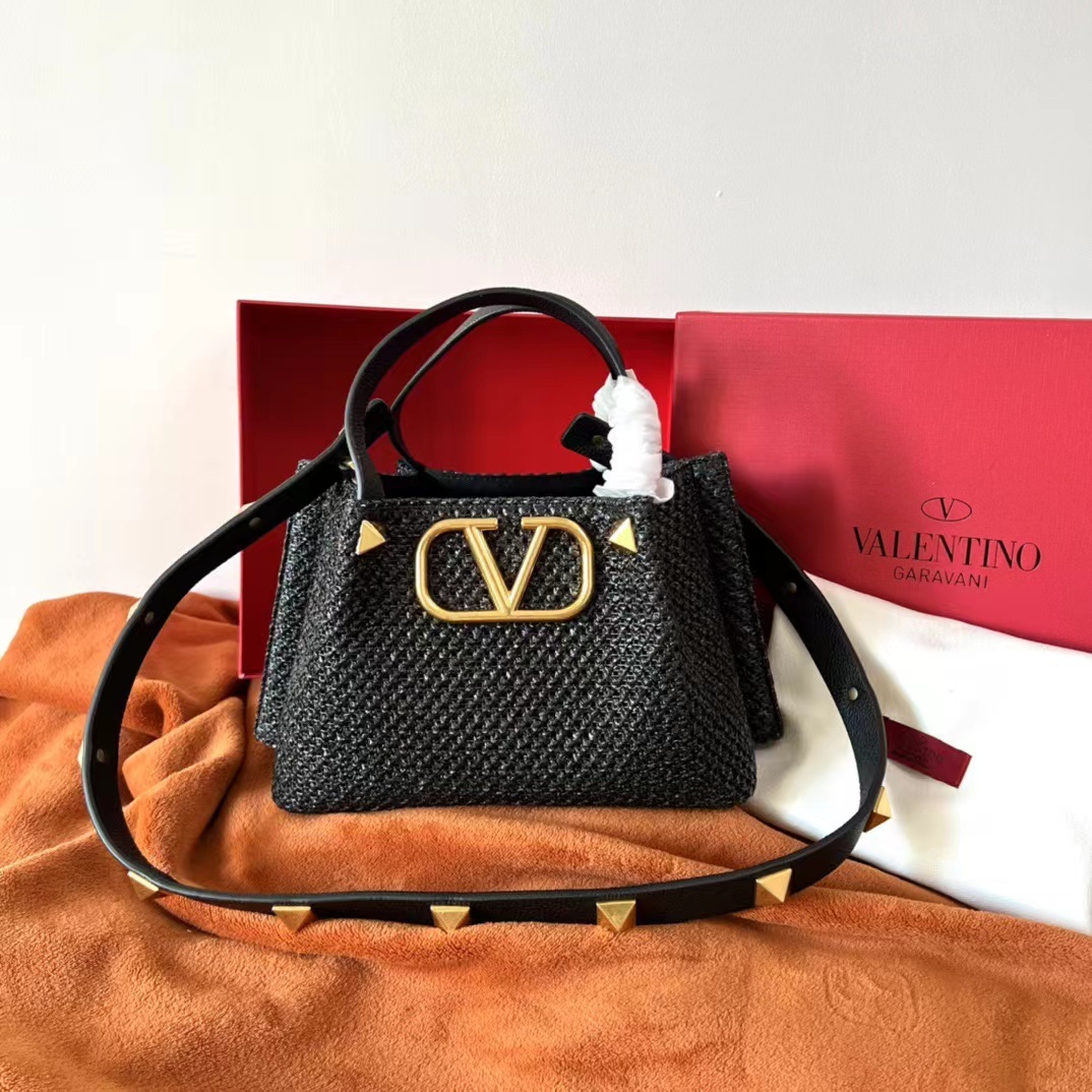 Valentino ヴァレンティノ  バッグ