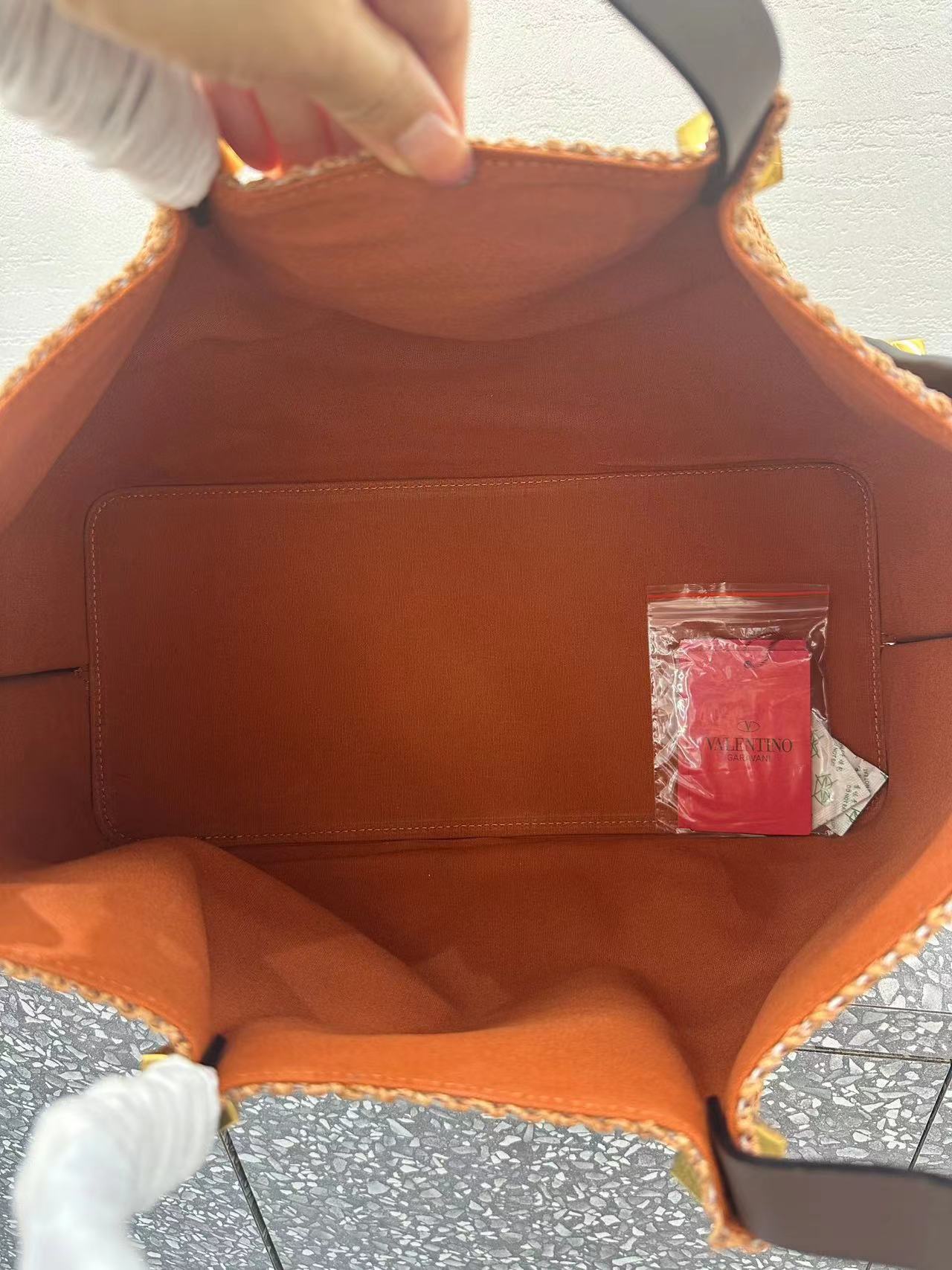 Valentino ヴァレンティノ  バッグ