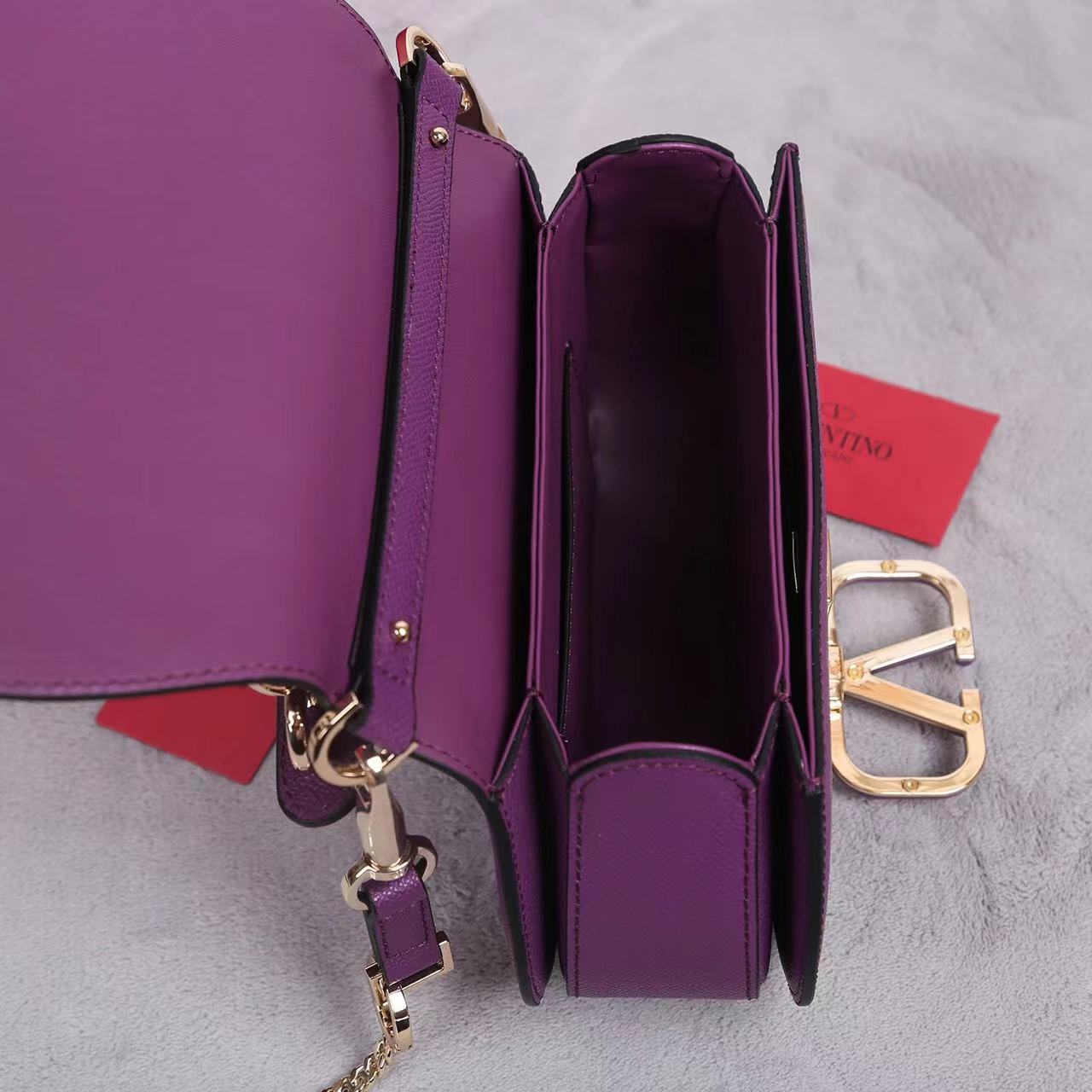 Valentino ヴァレンティノ  バッグ