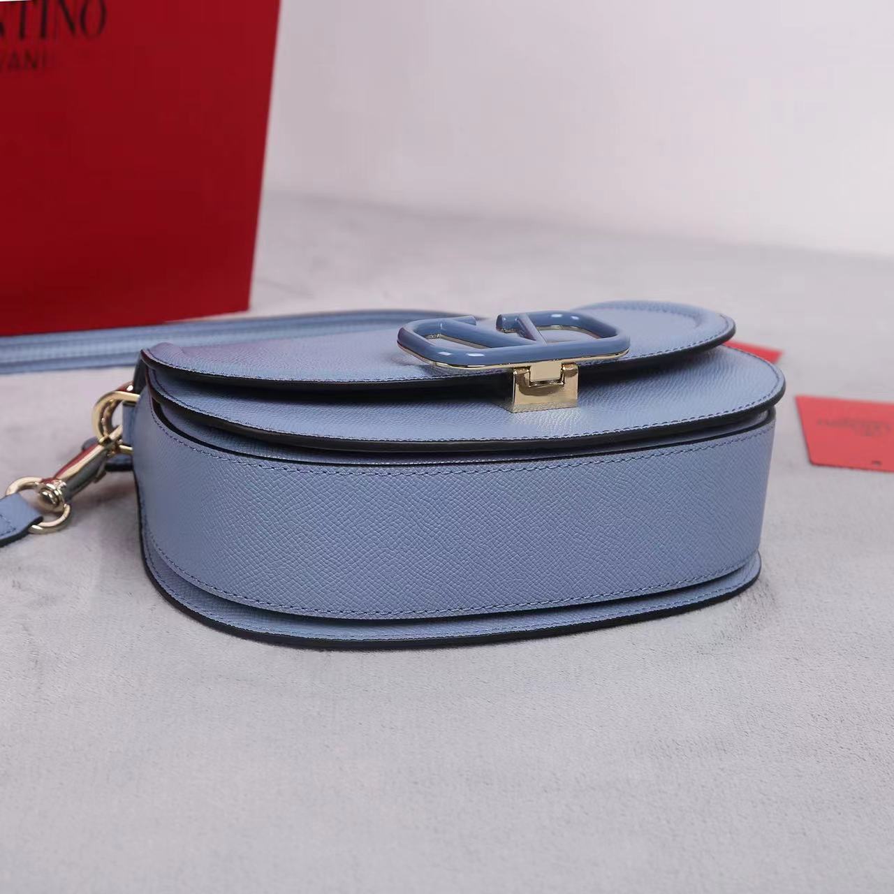 Valentino ヴァレンティノ  バッグ