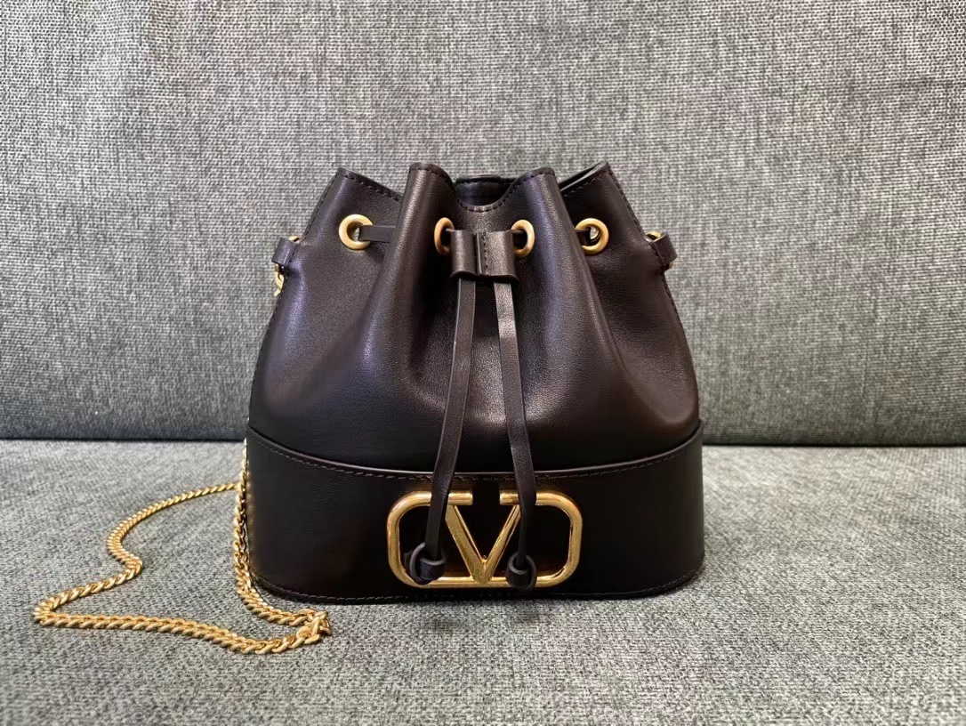 Valentino ヴァレンティノ  バッグ
