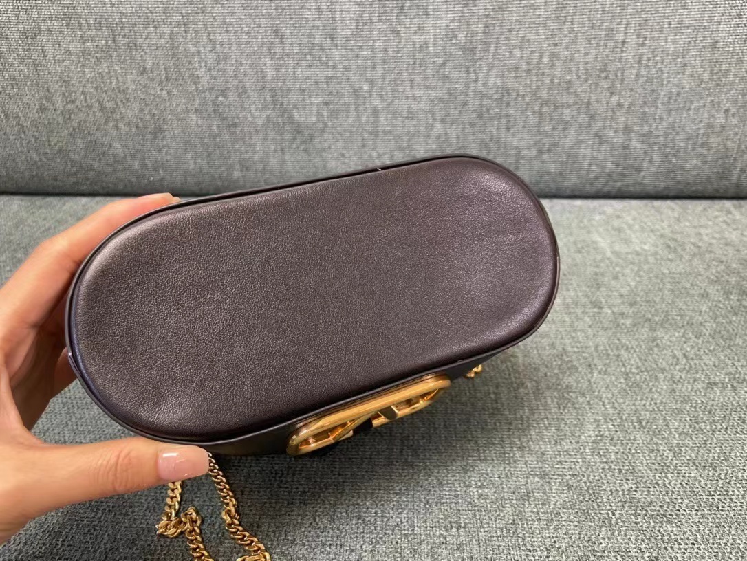 Valentino ヴァレンティノ  バッグ