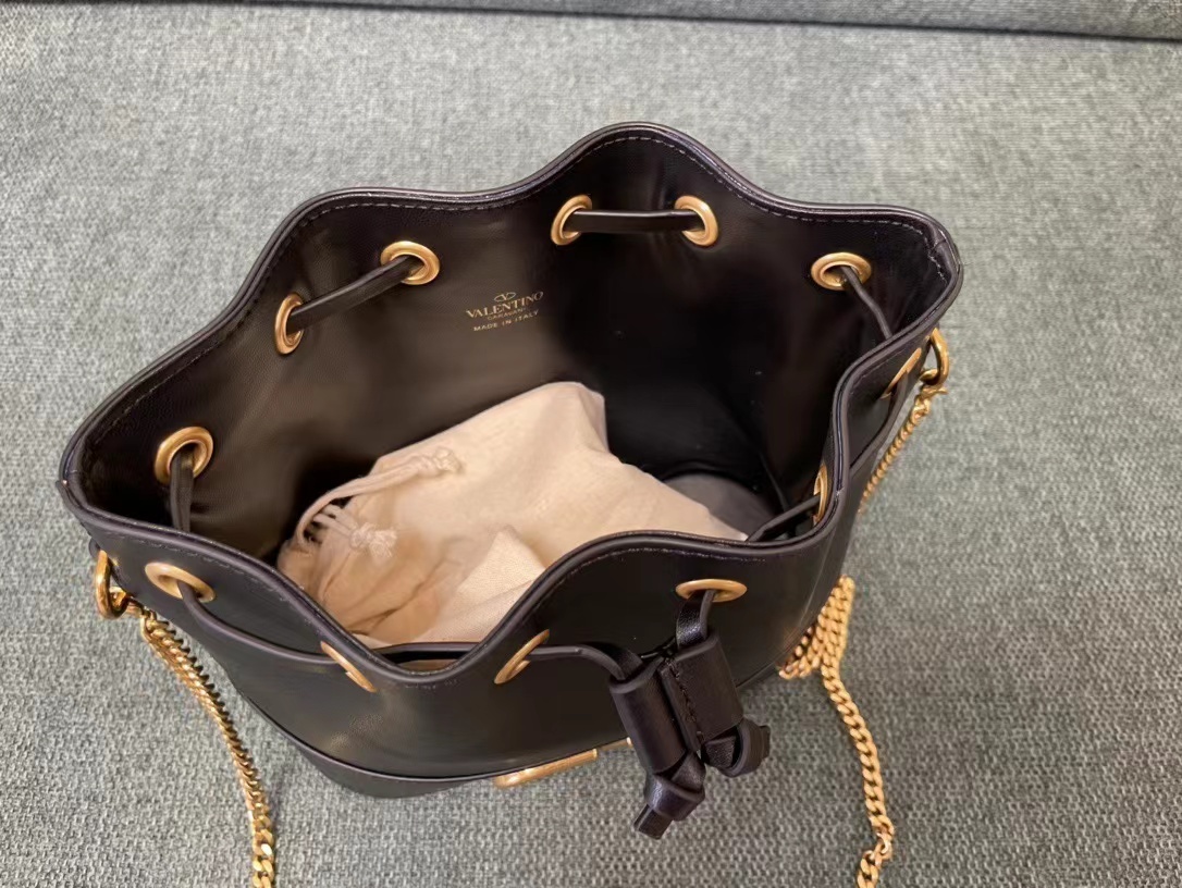 Valentino ヴァレンティノ  バッグ