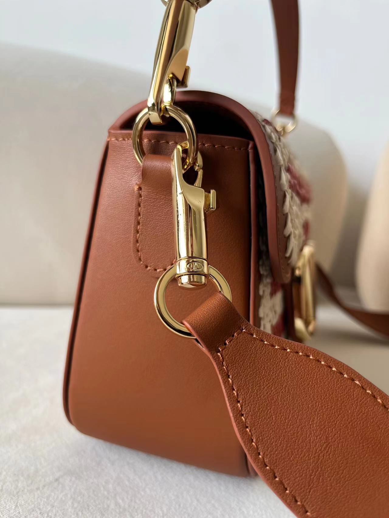 Valentino ヴァレンティノ  バッグ