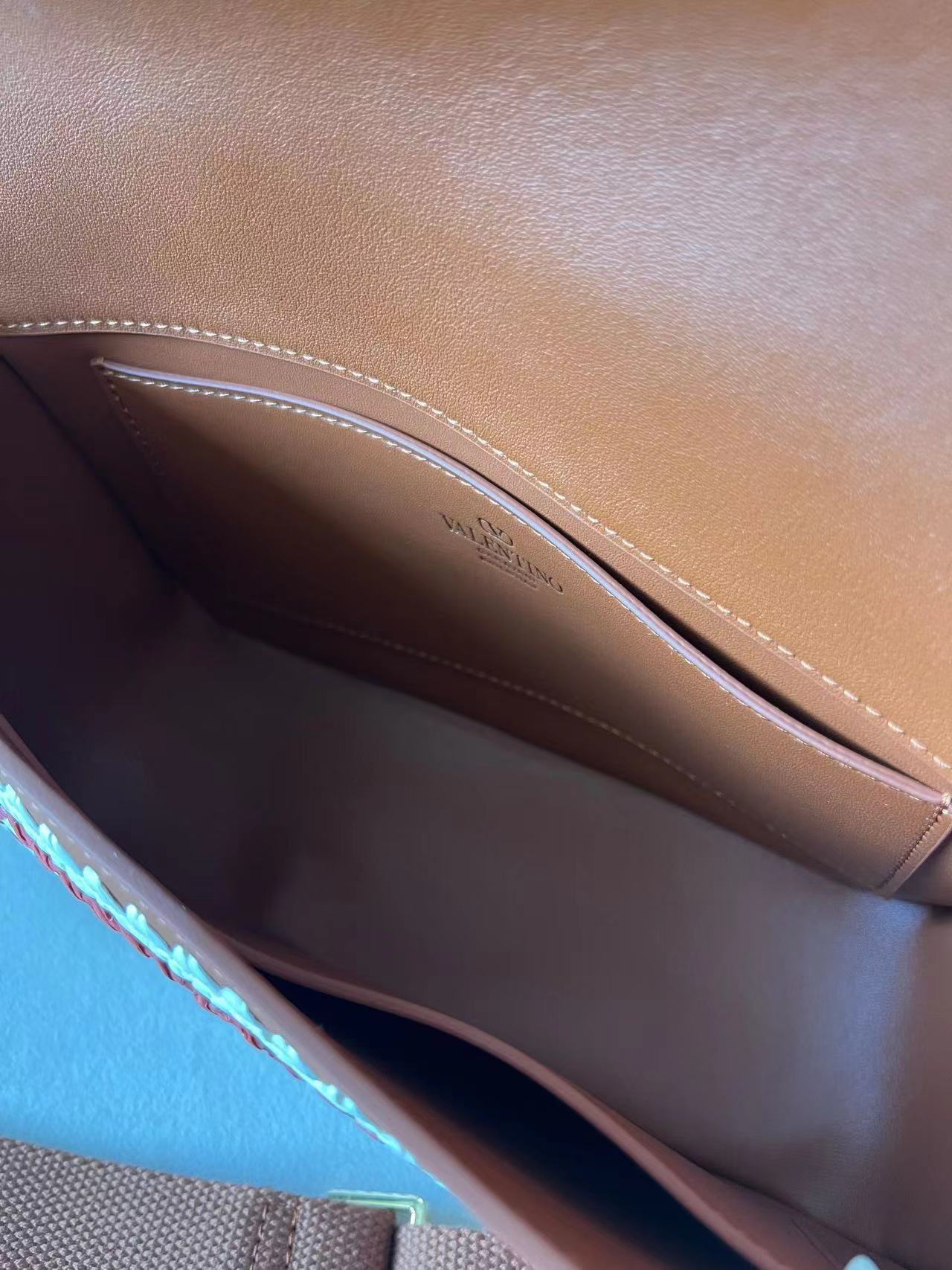 Valentino ヴァレンティノ  バッグ