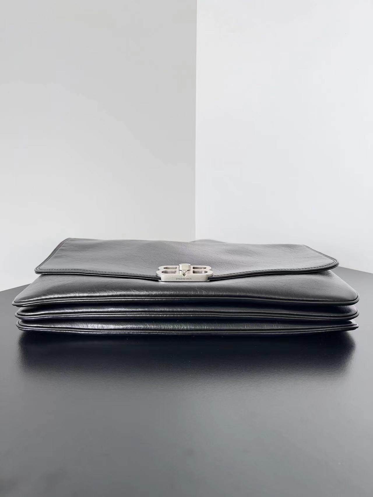 Balenciaga バレンシアガ  バッグ