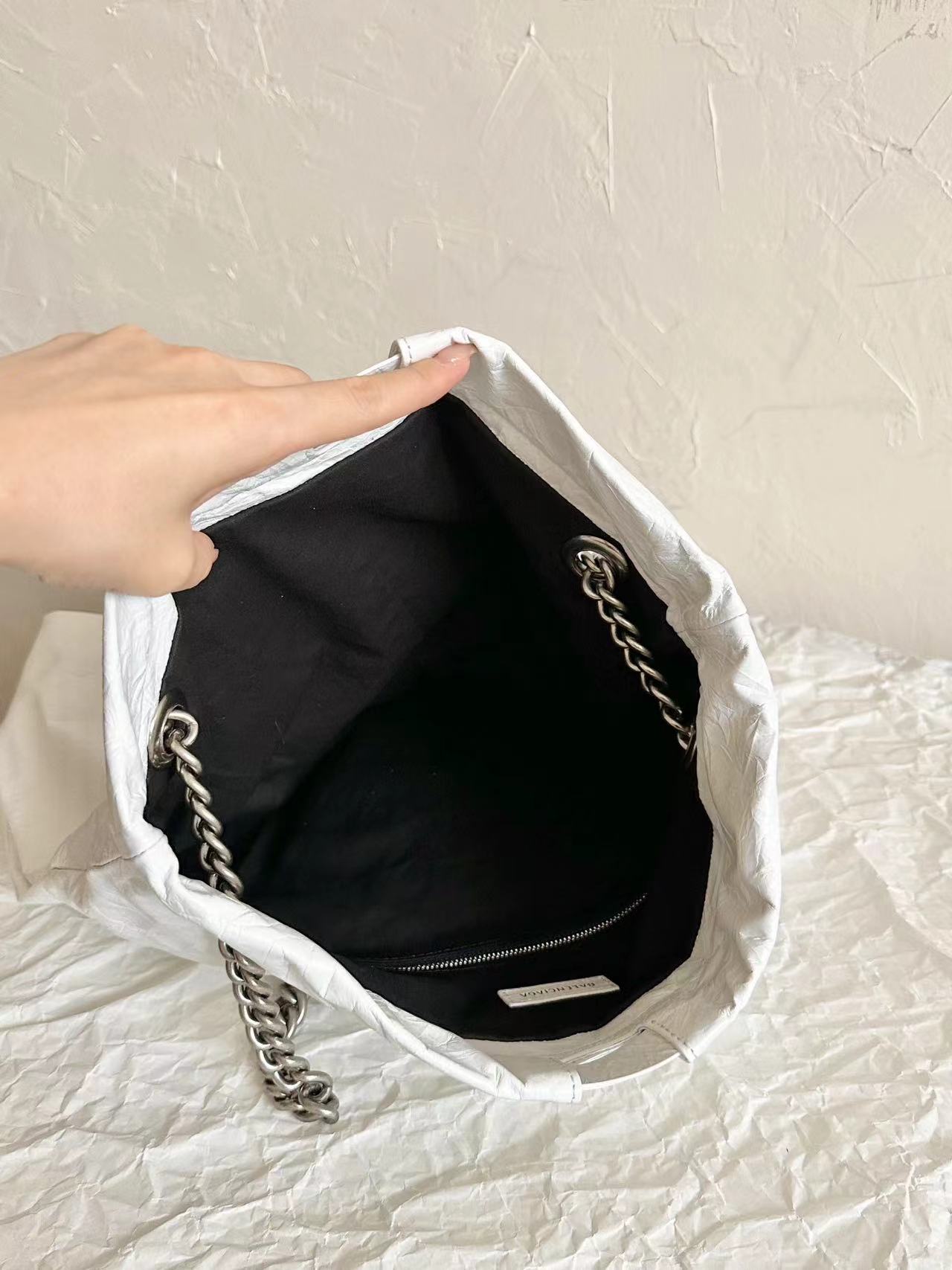 Balenciaga バレンシアガ  バッグ