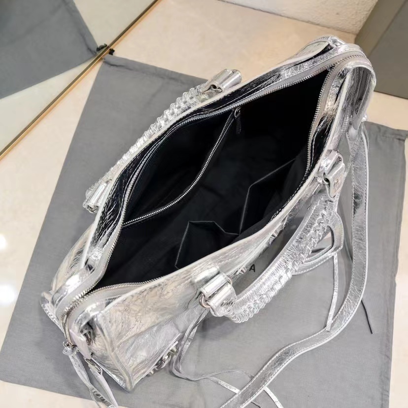 Balenciaga バレンシアガ  バッグ