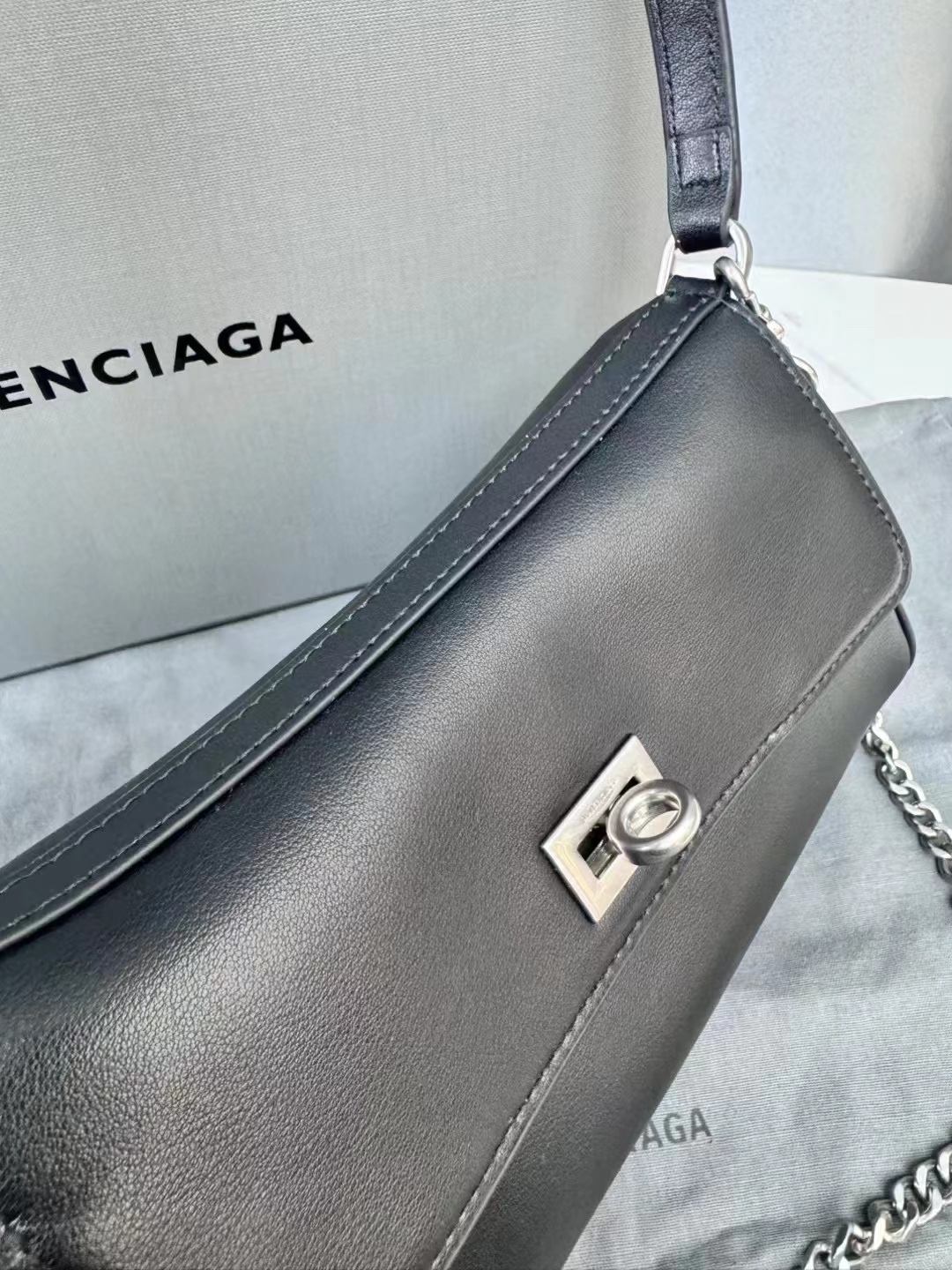 Balenciaga バレンシアガ  バッグ