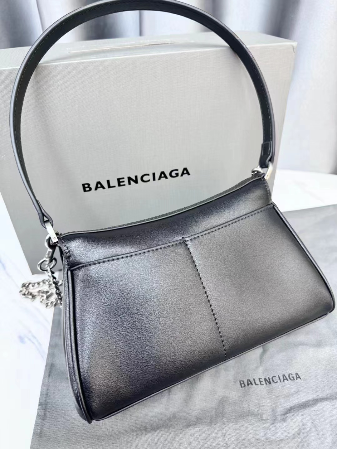 Balenciaga バレンシアガ  バッグ