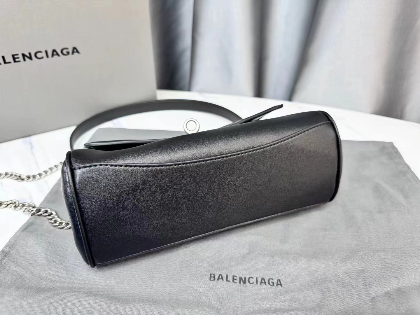 Balenciaga バレンシアガ  バッグ