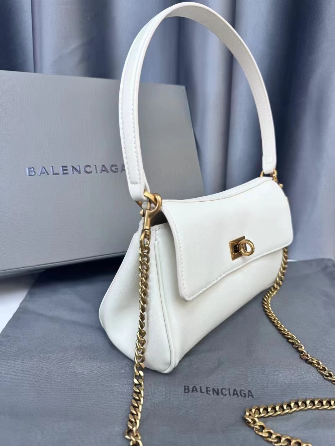 Balenciaga バレンシアガ  バッグ