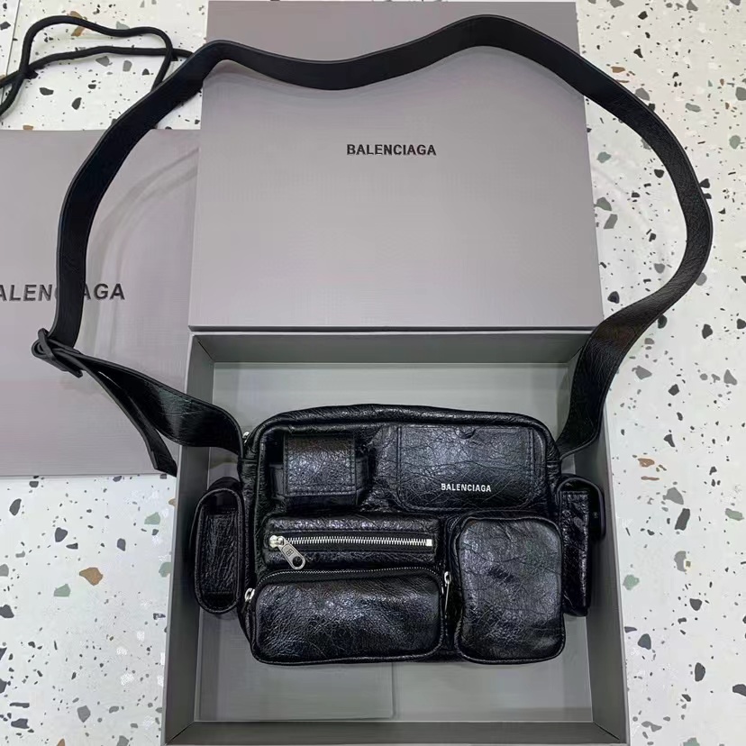 Balenciaga バレンシアガ  バッグ